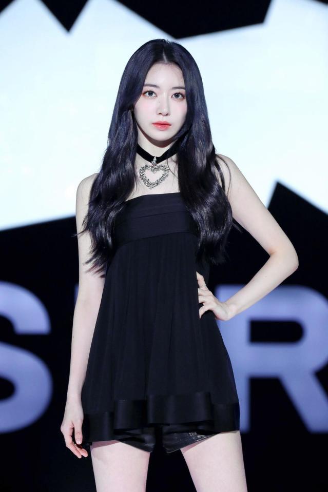 宮脇咲良 LE SSERAFIMとして3度目デビュー「良い姿を見せ