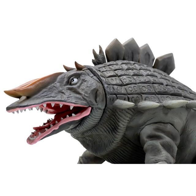 ウルトラマン」屈指の重量級スカイドン ソフビ製フィギュアで復刻