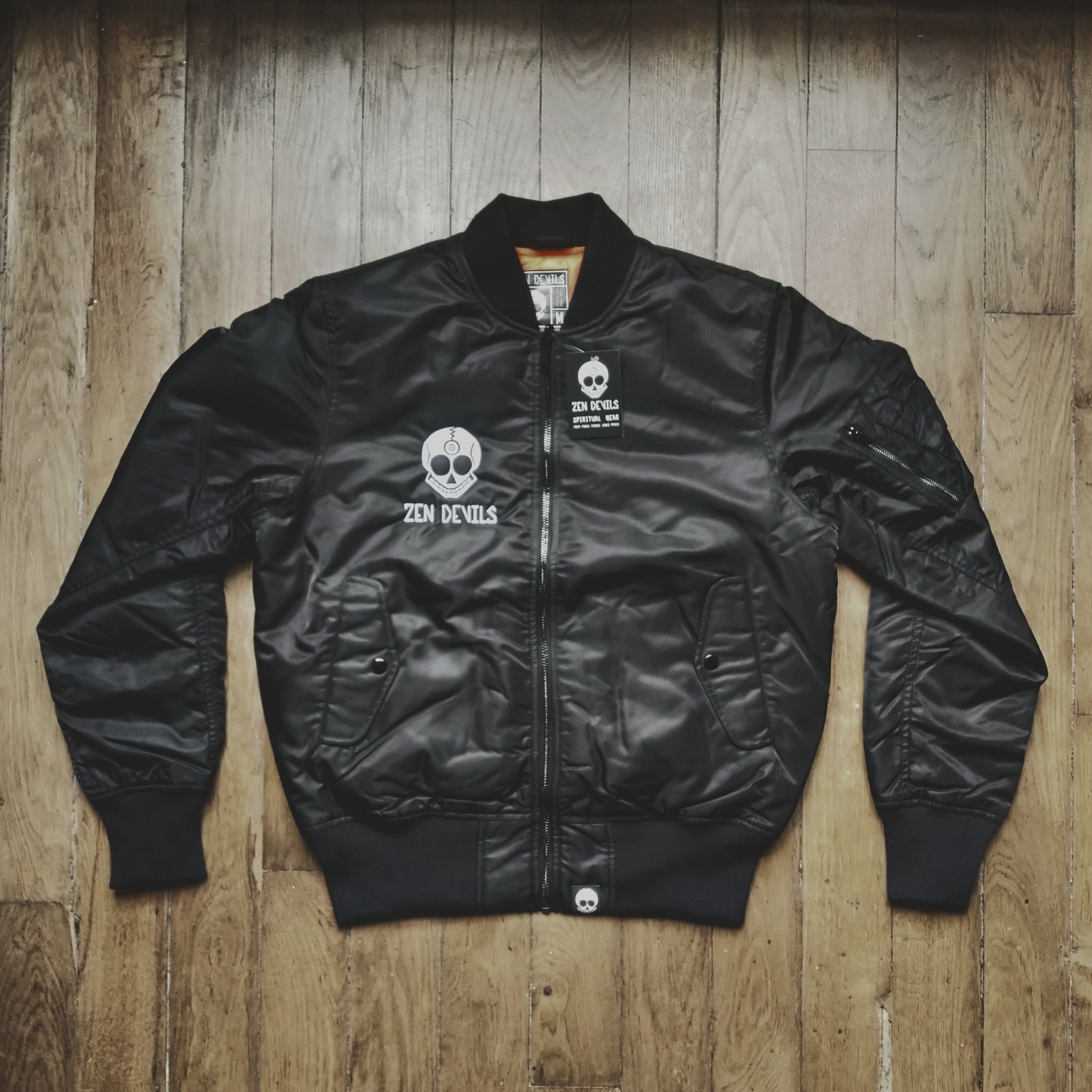 Zen Devils - the Wolf Bomber Jacket Embroidered Skull Reversible