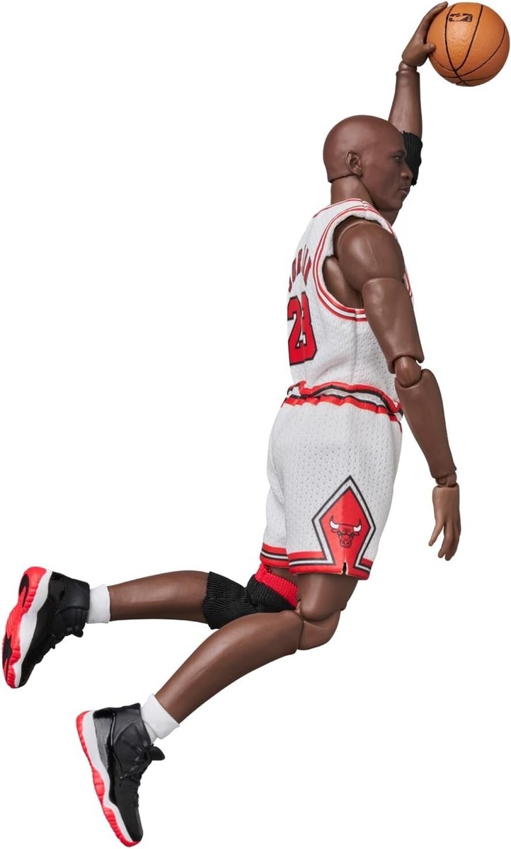 Michael Jordan Chicago Bulls HOME MAFEX No.255 Action Figure 170mm