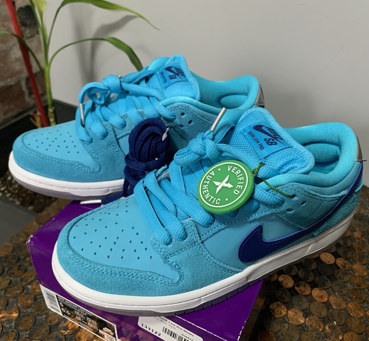 🥶 NEW NIKE SB DUNK LOW BLUE FURY DS Size 5 Men/ 6.5 Women *StockX