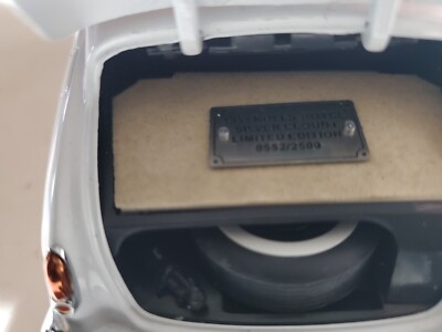 Franklin Mint 1955 Rolls-Royce Silver Cloud I Limited 1:24 Scale