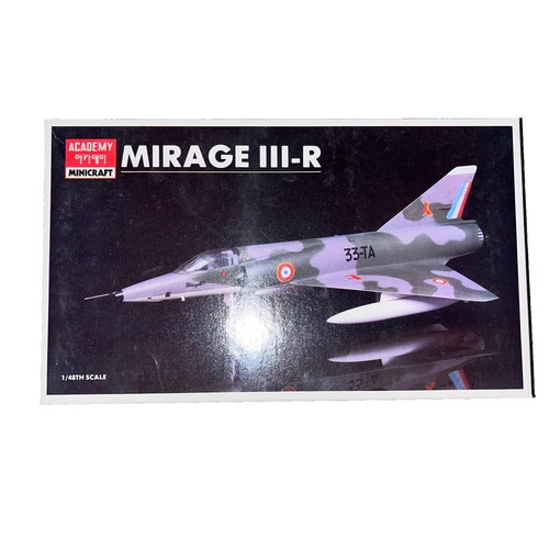 1999 Boeing USAF VC-137C Air Force One Minicraft Model Kit 1/144th