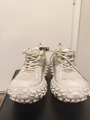 Size 9 - Balenciaga Defender Bouncer Sneaker White Light Beige