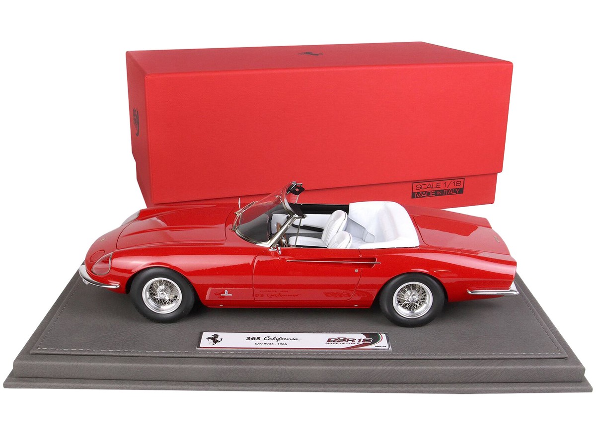 1966 FERRARI 365 CALIFORNIA CONVERTIBLE RED & DISPLAY CASE 1/18