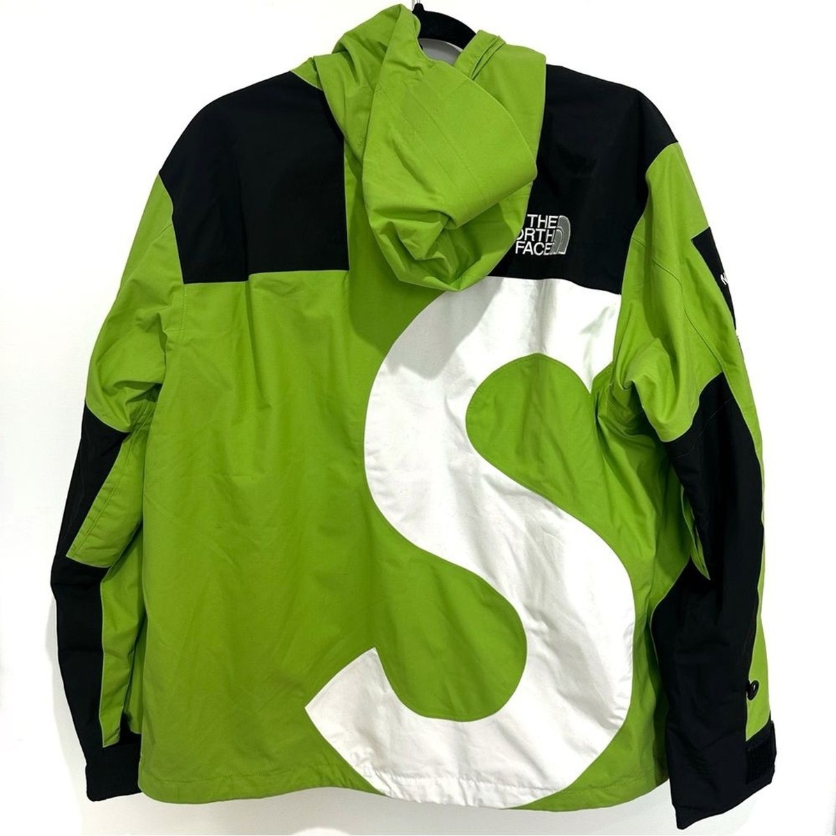 Supreme x The North Face The Mountain Jacket, Hooded Winter Coat