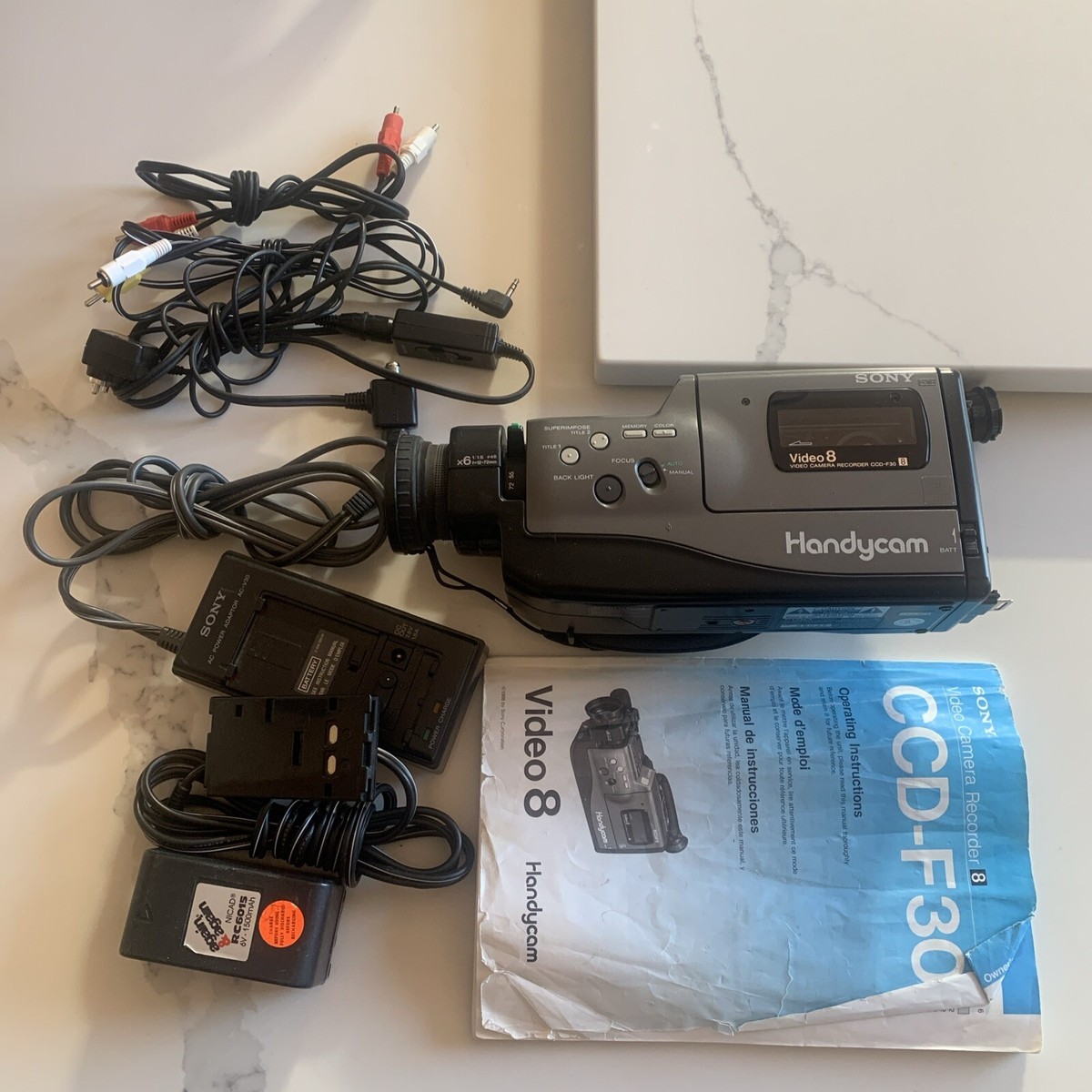 Sony CCD-F30 HandyCam Video 8 Camcorder Video Camera Accessories