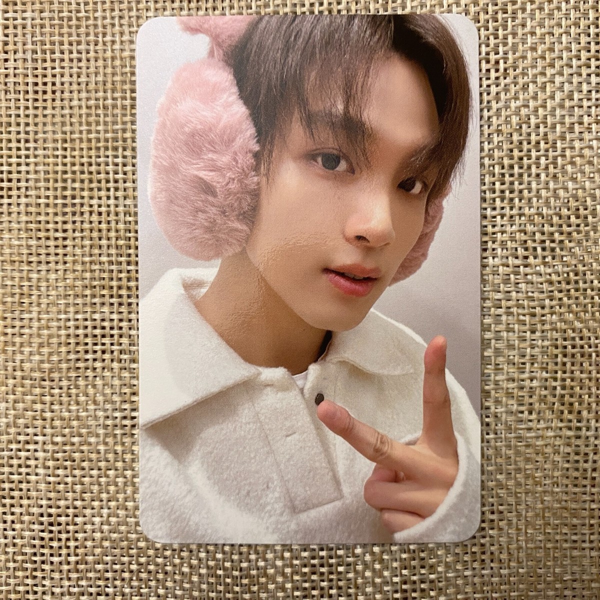 NCT 2022 HAECHAN [PINK CHRISTMAS MD] Official Photocard, Random
