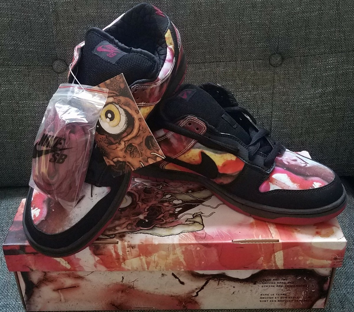 Nike Dunk Low SB PUSHEAD 1 2005 US Size 10 Skull Head Shoe Box New