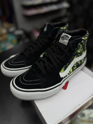 VANS Sk8-Hi x Supreme Glow-In-The-Dark Skull Pile 2018 High Tops