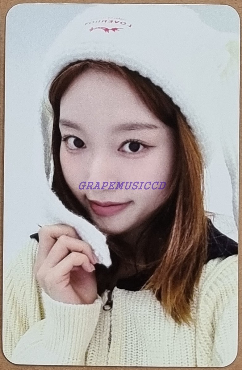 LOOSSEMBLE One of a Kind 2nd MINI LOONA EVERLINE EVENT PHOTO CARD