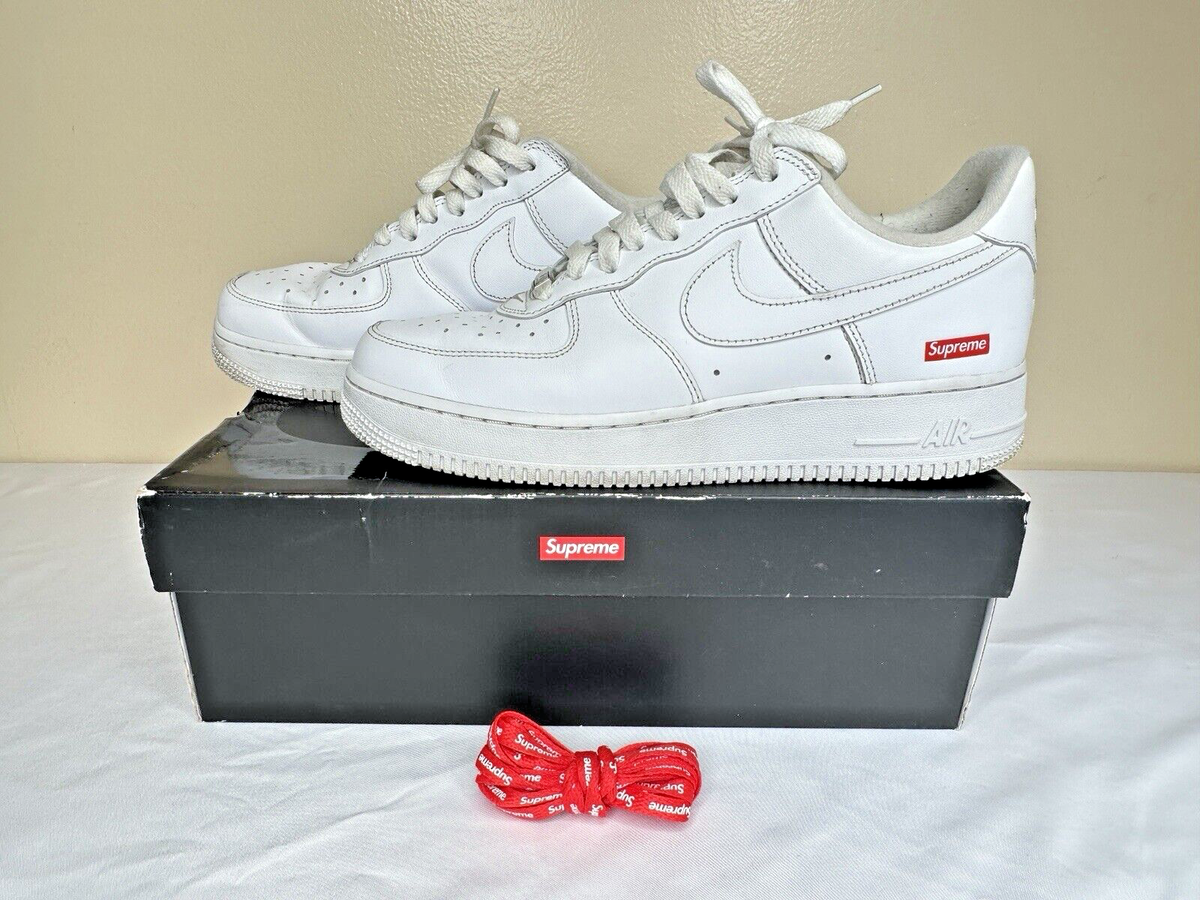 Nike Air Force 1 x Supreme Low Box Logo White - Size 8 With Box
