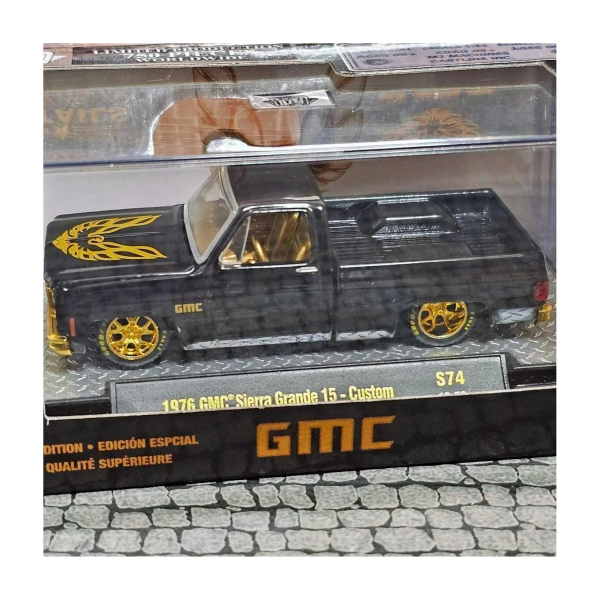 M2 Machines 1976 GMC Sierra Grande 15 Custom 1/64 CHASE Limited