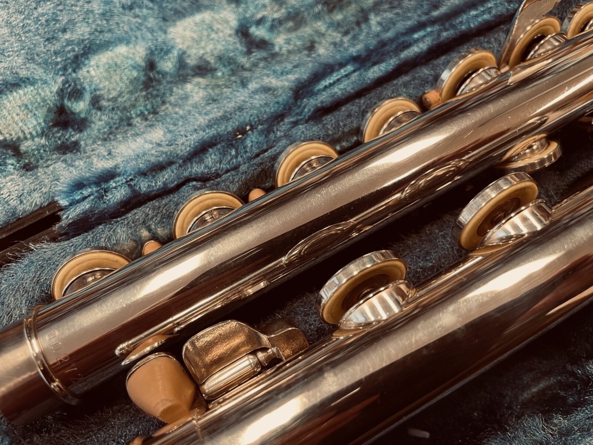 Japan Made YAMAHA FLUTE - YFL 31 w/STERLING HEAD - E mech