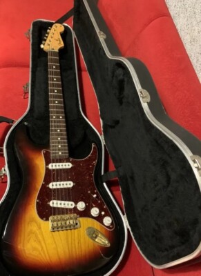 Fender Stratocaster 60th Anniversary guitar. | eBay