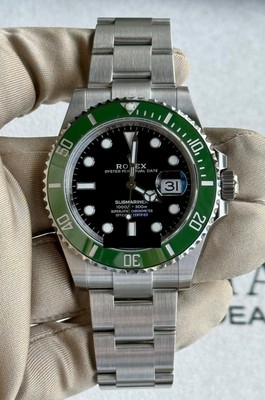 Rolex Submariner 126610LV Starbucks Kermit Unworn 2025 Complete