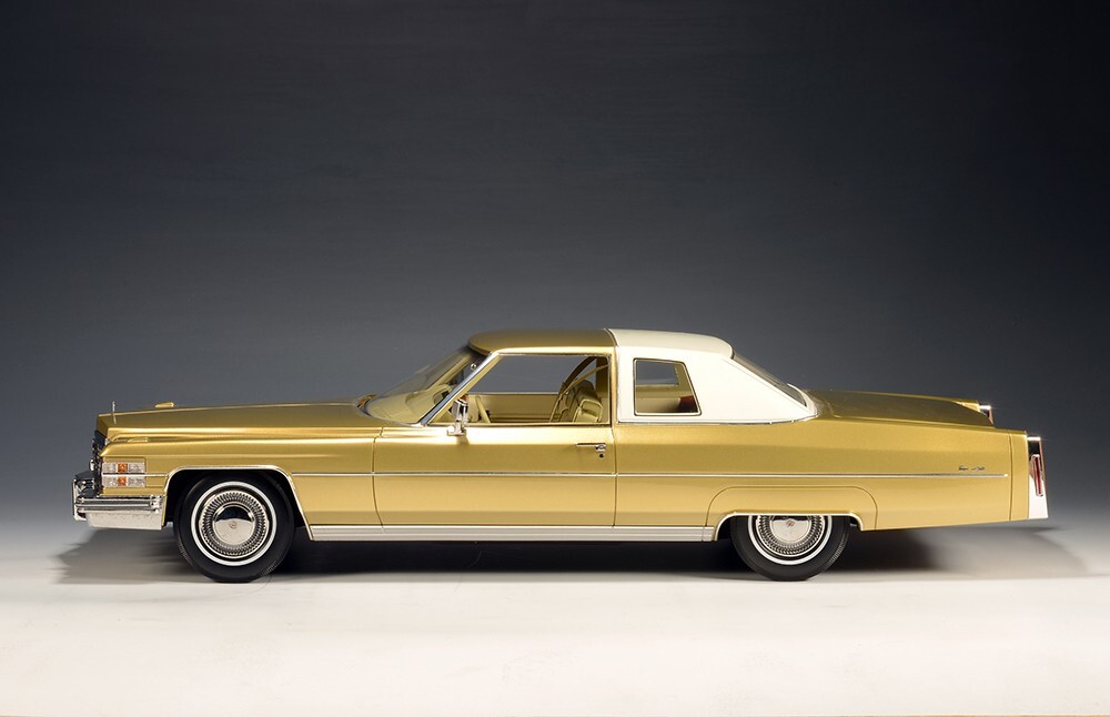 1974 CADILLAC COUPE DEVILLE GOLD 1:18 SCALE BY STAMP MODELS