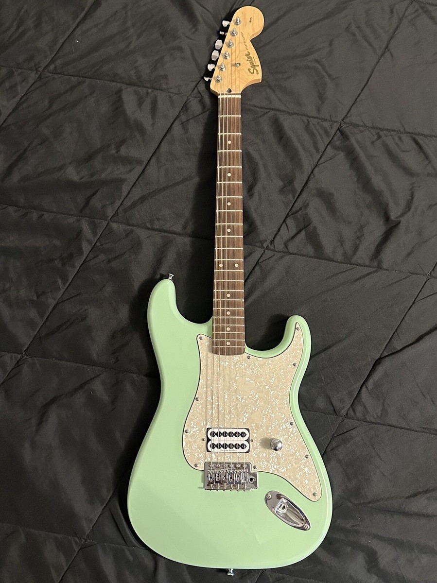 Fender Squier Stratocaster Affinity Series Custom Tom Delonge