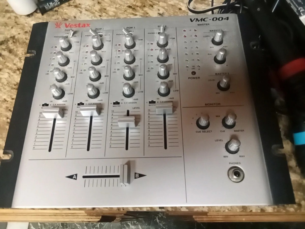 Vestax DJ mixer VMC-004 w/ Power Cord - With 3 Microphone's. | eBay