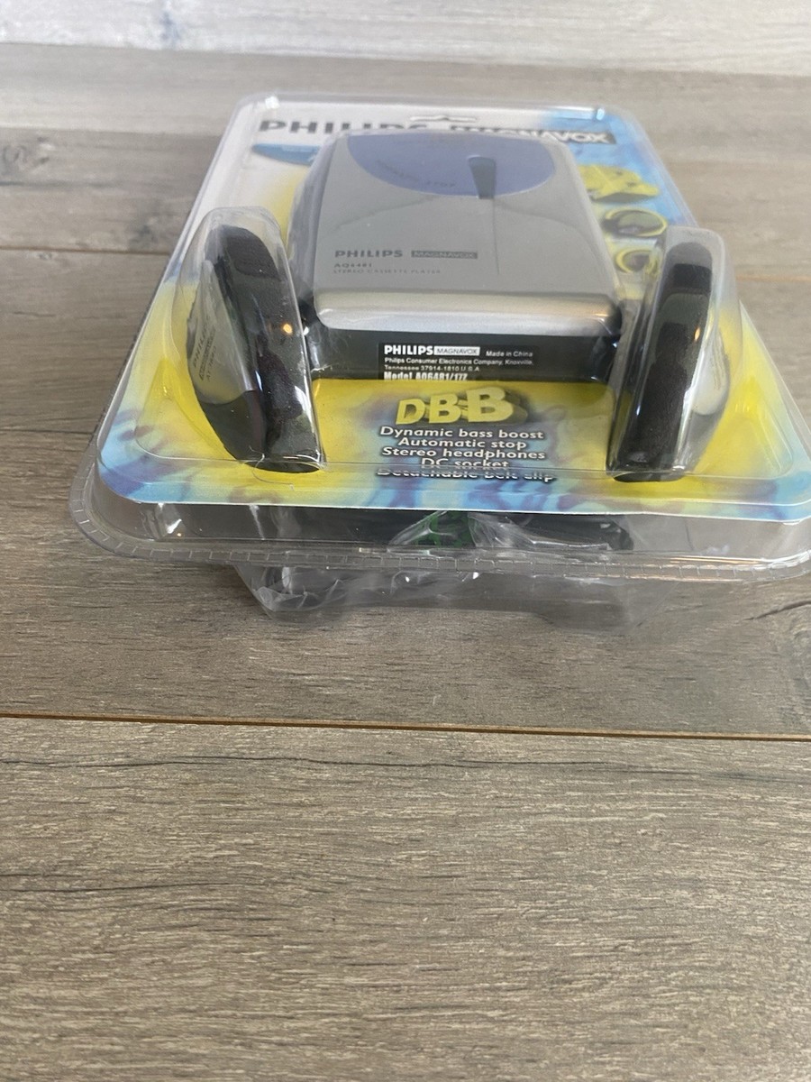 Philips Magavox Radio Walkman Cassette FM/AM sealed Unopened