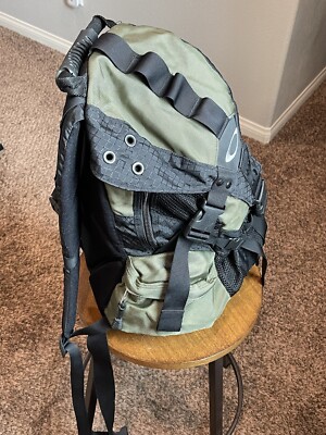 Oakley icon backpack Classic | eBay