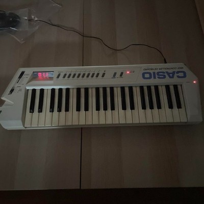 CASIO AZ-1 Shoulder Keyboard Keytar — Rare Vintage MIDI Controller