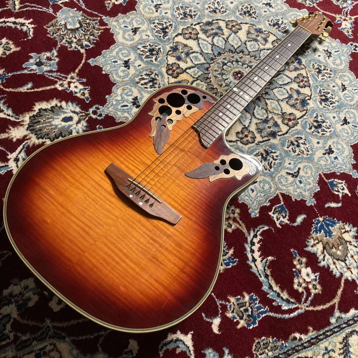 Electric Acoustic Guitar Ovation Celebrity Deluxe CS257 Sunburst