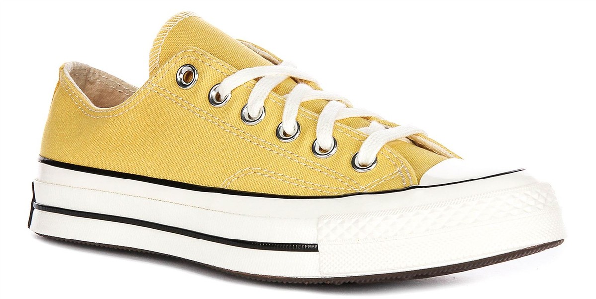 Converse A10528C Chuck 70 Low Banan Womens Sneakers In Yellow US 3