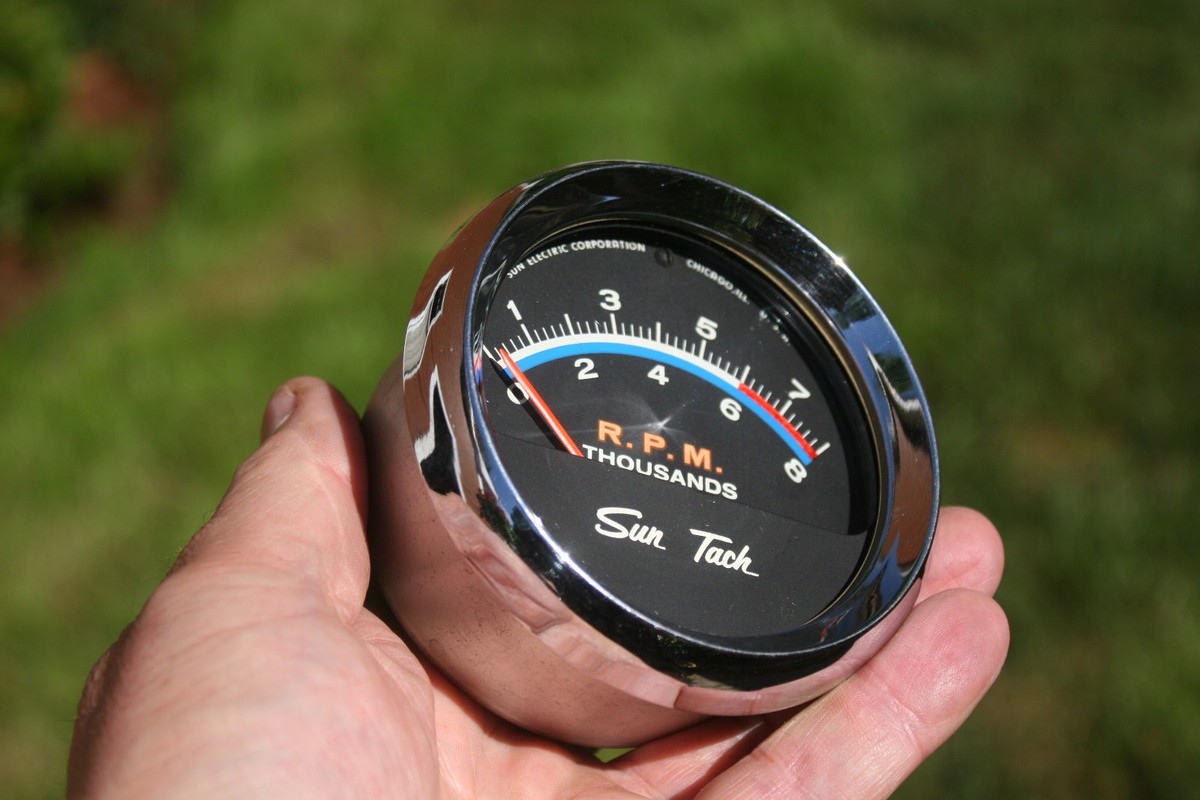 Sun Tach Vintage 8K 8000 RPM 6 Cyl Cylinder Blueline Tachometer