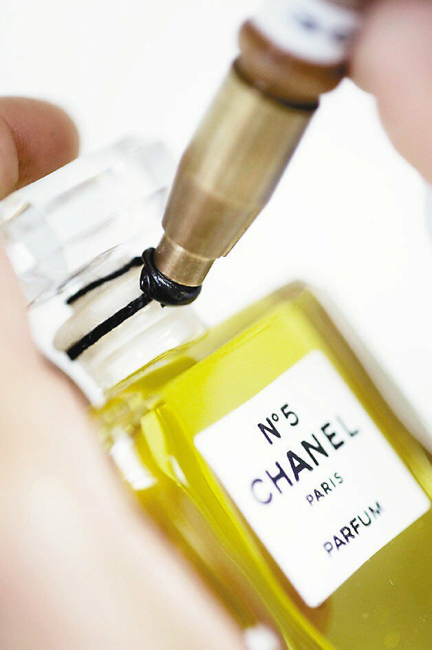 CHANEL NO.5 Parfum 900ml 30.4 oz FL Sealed Parfum Grand Extrait