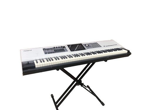 Roland RS-9 Synthesizer 88 Semi Weighted Keys - Read! - See Video