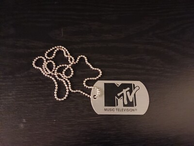 Vintage 2002 Snoop Dogg Doggy Fizzle Televizzle MTV Dog Tag Chain