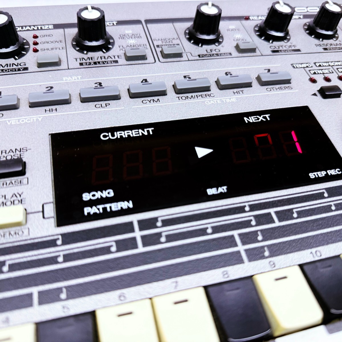 Roland MC303 Sequencer Dance Music Machine Groovebox for sale