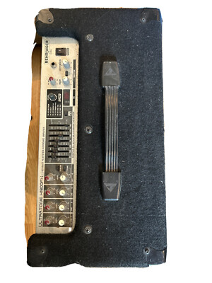 Behringer ULTRATONE K1800FX 180-Watt 4-Channel Keyboard Amplifier