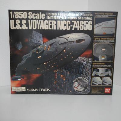 Star Trek NCC-74656 U.S.S. VOYAGER 1:850 1/850 Scale Model kit