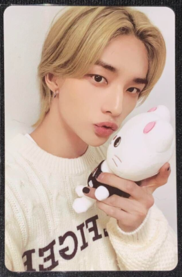 Stray Kids Hyunjin 樂 STAR ROCK STAR KMS KMSTATION SKZOO Official