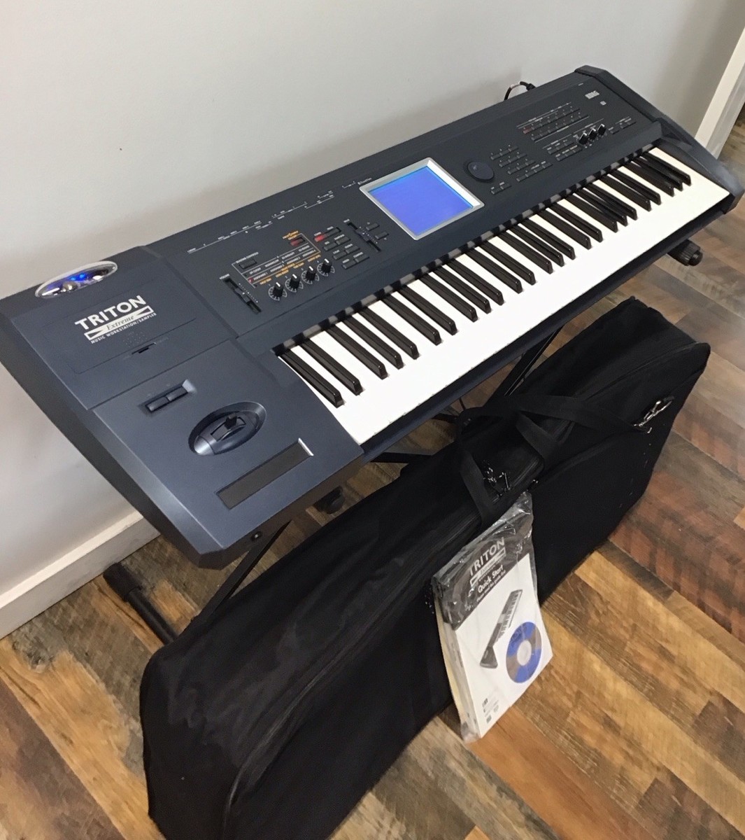 Korg Triton Extreme 61-Key Sampler Synthesizer Workstation W/ Soft