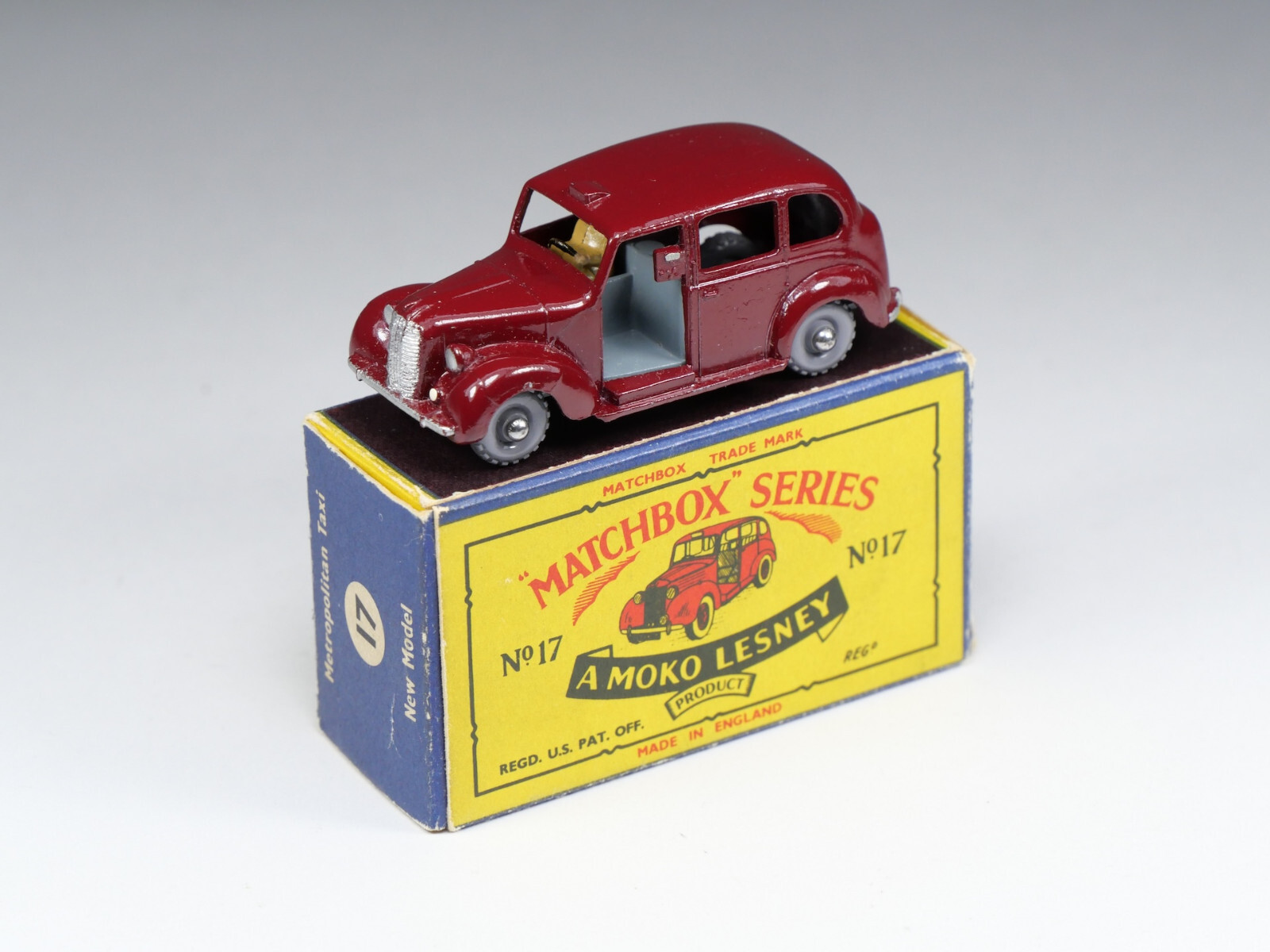Matchbox 17c, Austin FX3 Taxi - Free Price Guide & Review