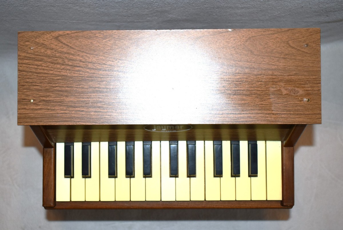 Jaymar Wood Children's Toy Piano 25 Keys 1940's Vintage Working
