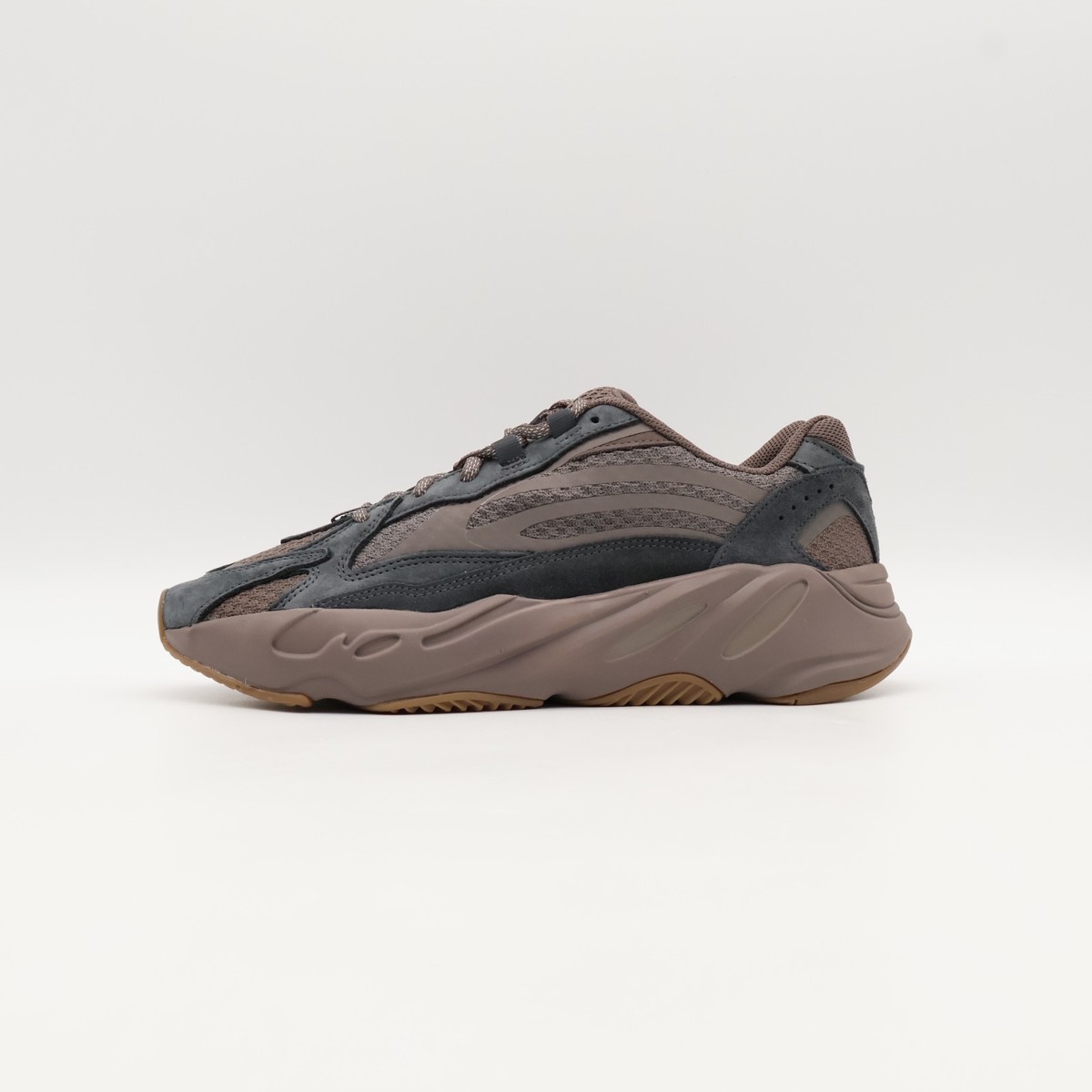 GZ0724 Adidas Yeezy Boost 700 V2 Mauve Brown Charcoal Grey Gum