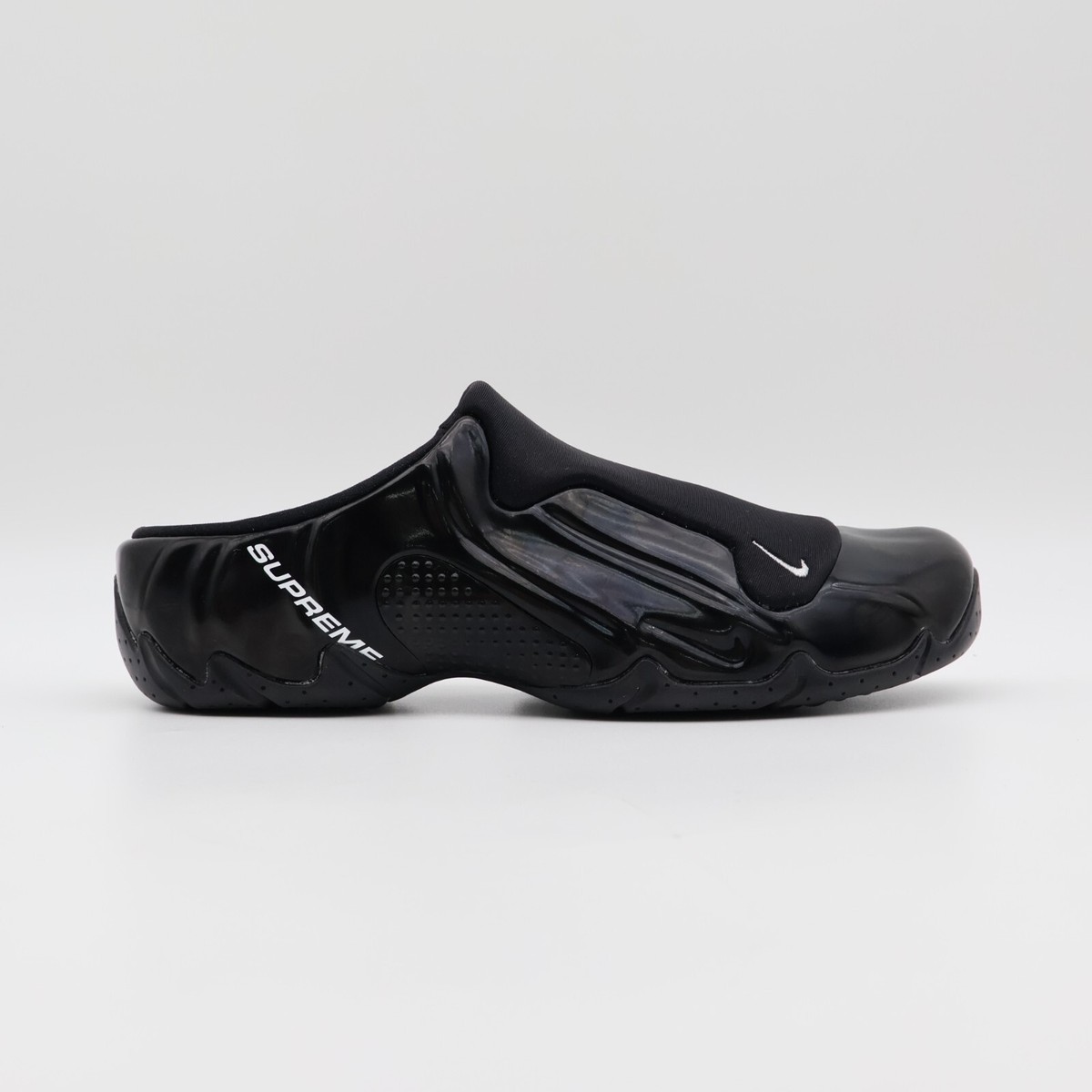 HJ6215-001 Supreme Nike Clogposite SP Black FW24 Week3 (Men's) | eBay