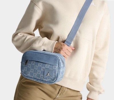 Nike Jordan 23 Monogram Camera Bag Original 1.5L Black | eBay