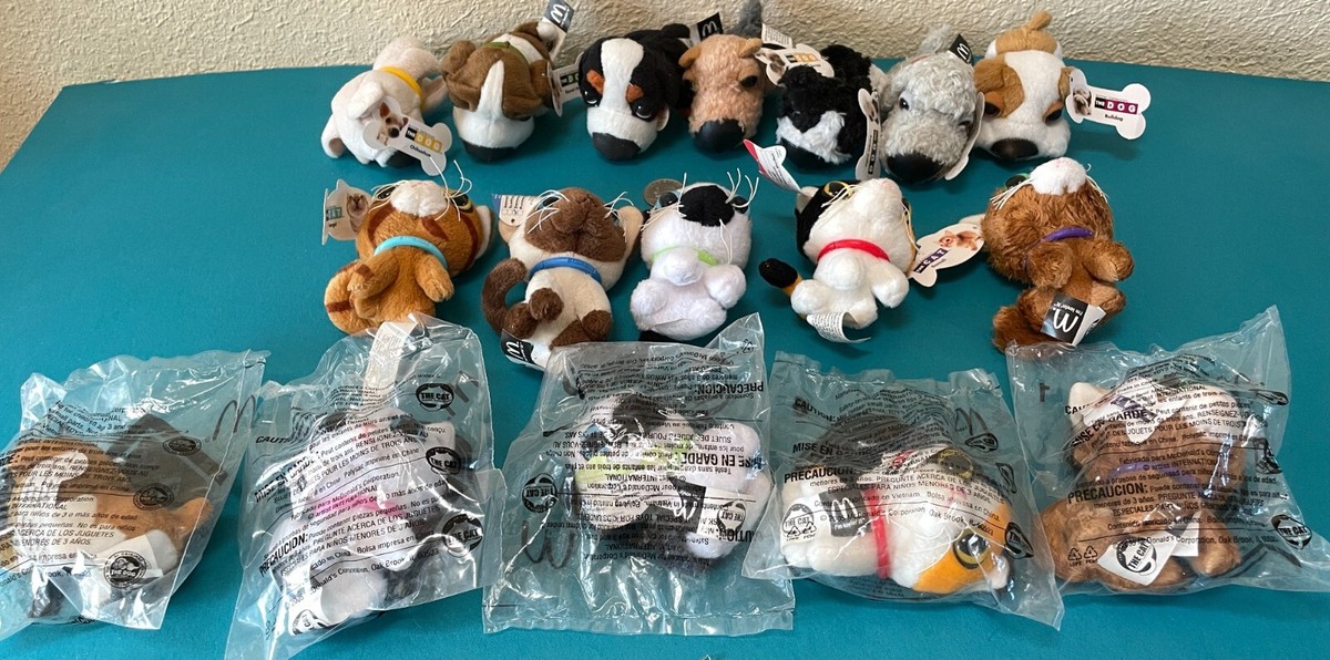 The Dog & Cat - Artlist Collection 2005 McDonald's Happy Meal Toys