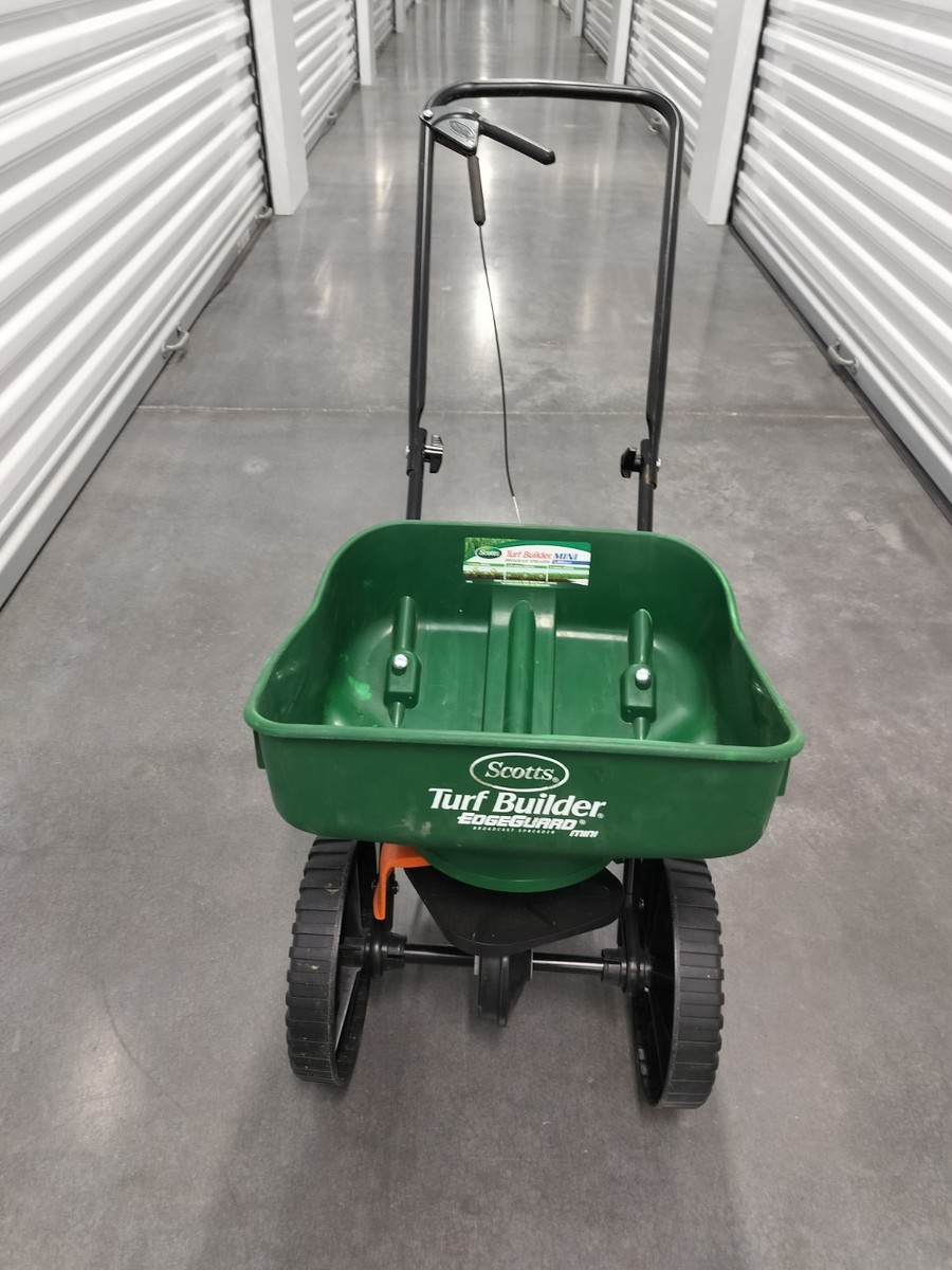 Scotts Turf Builder EdgeGuard Mini Broadcast Spreader 32247761215