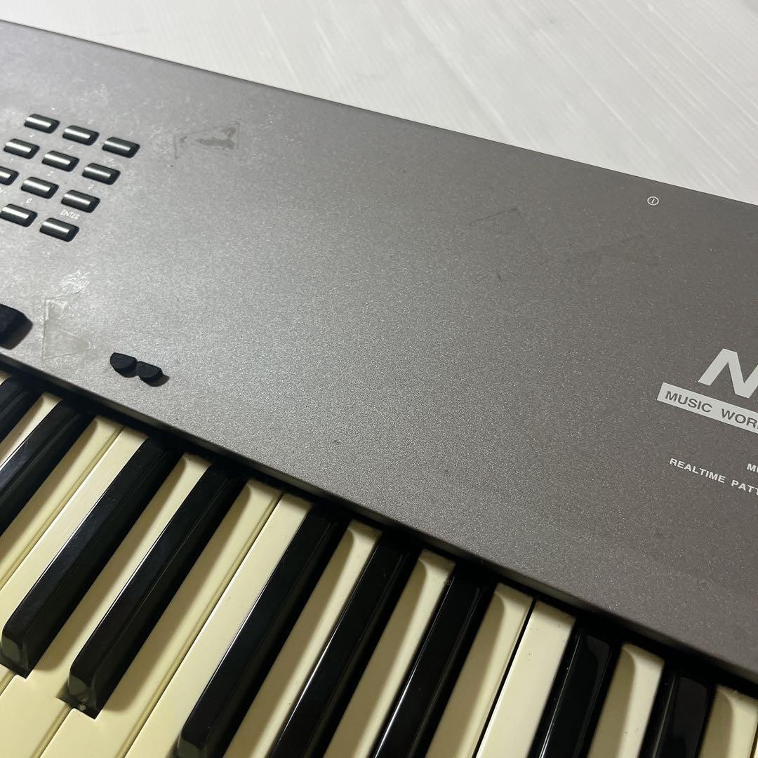 KORG N264 Keyboard Synthesizer 76-key PCM Synthesis Main Unit Used