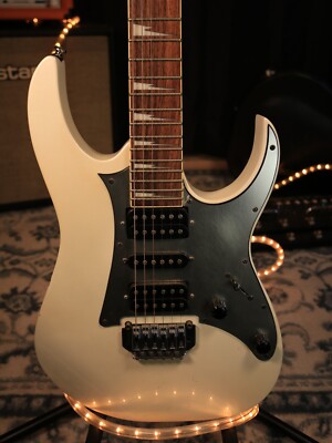 Ibanez GRG150DX-WH Gio with Rosewood Fretboard 2021 - Present