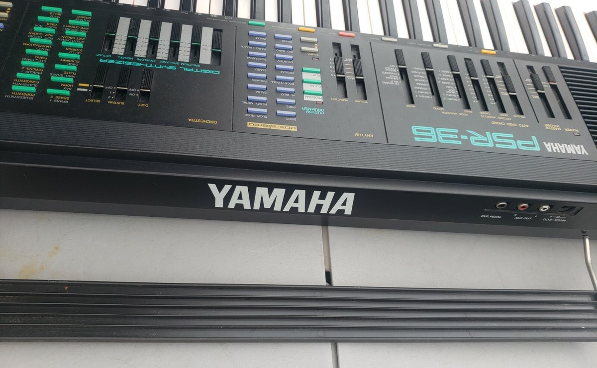 YAMAHA PSR-36 61-key Stereo Keyboard Sequencer Synth Drums MIDI