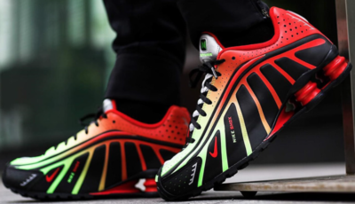 NEW Authentic Men's Nike SHOX R4 Running Shoes Reax NZ Torch