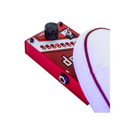 DigiTech DROP Compact Polyphonic Drop Tune Pitch-Shifter Pedal