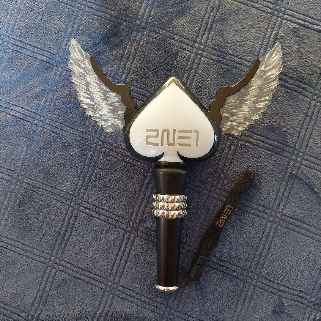 2NE1 Official Wing Light Stick ANNE-0021 1st Japan Tour NOLZA
